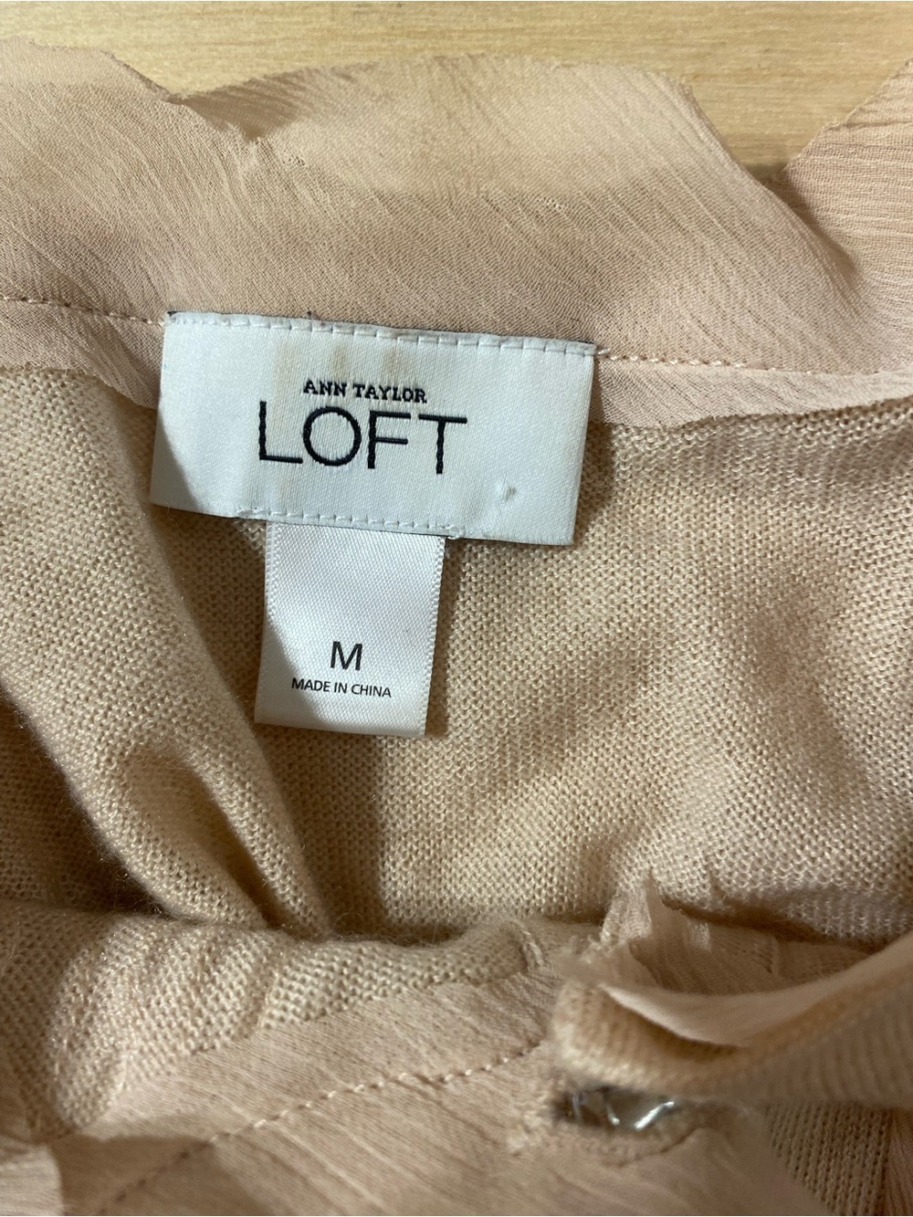 LOFT Rosette Front Short-Sleeve Cardigan - Light Pink Medium (SS) - Picture 4 of 6